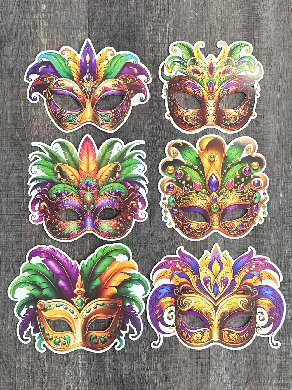 💞 New Pack of 6 Vibrant Mardi Gras Carnival Party Masks